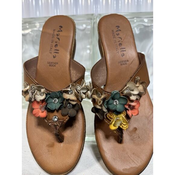Mariella Made in Italy Floral Wedge Women's Sandals Leather Tan Multi Size 9M - Picture 2 of 6